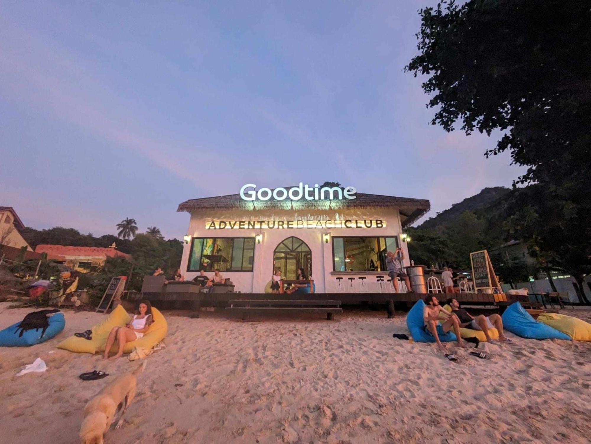 Goodtime Utopia Guesthouse Tau-sziget Kültér fotó
