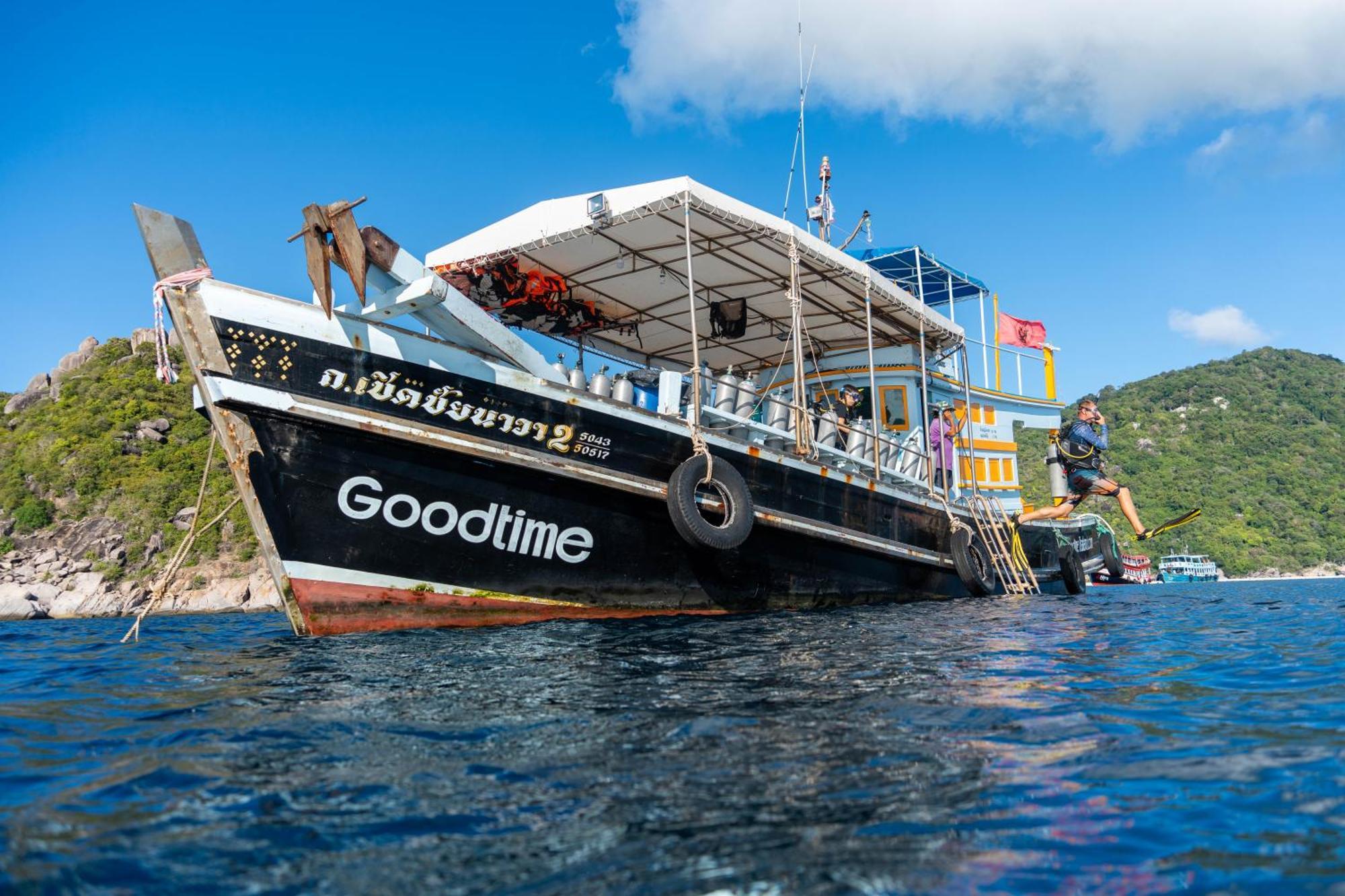 Goodtime Utopia Guesthouse Tau-sziget Kültér fotó